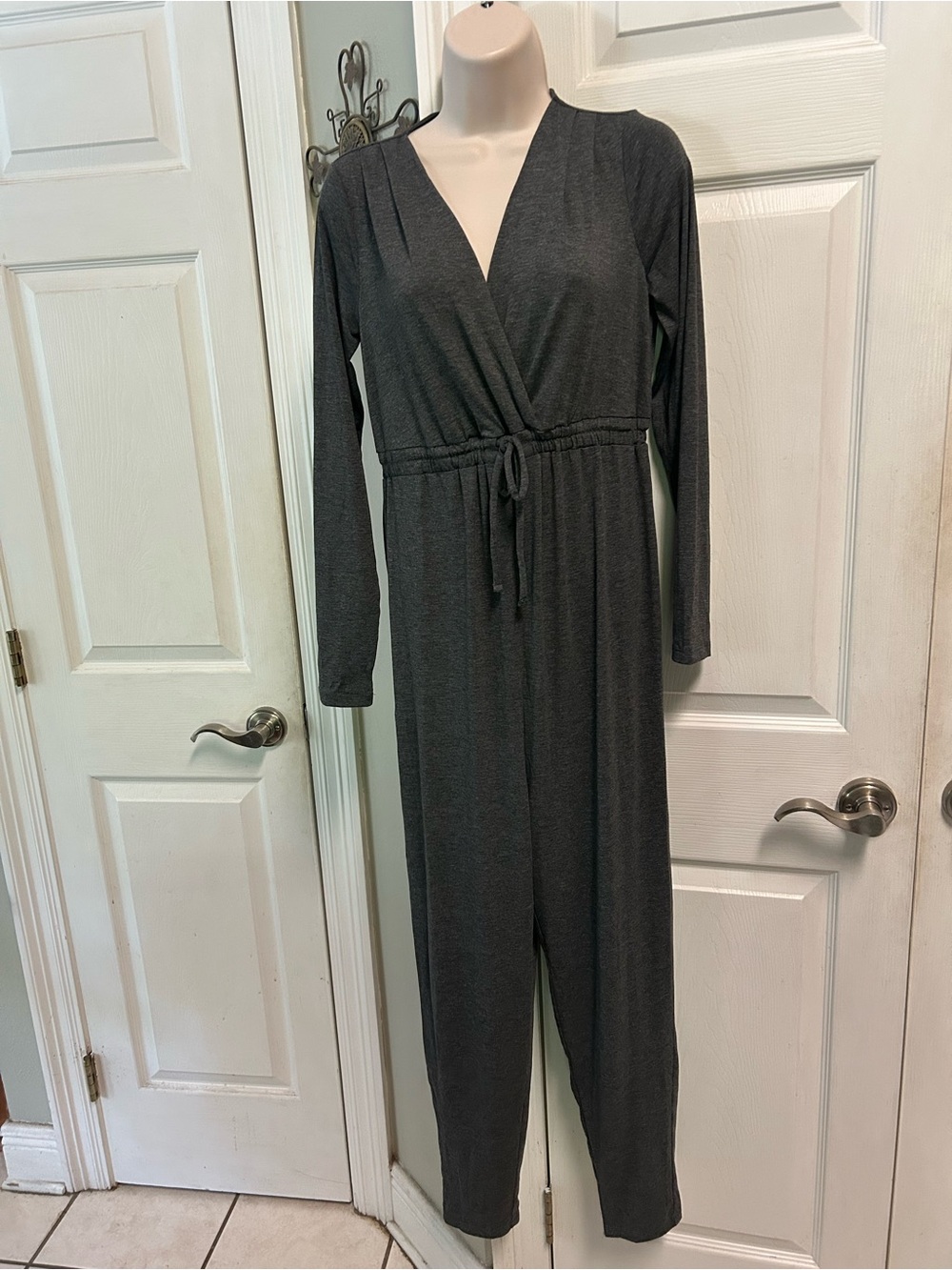 NWT Women's Maternity Long Sleeve V-Neck Drawstring Knit Jumpsuit Charcoal Pants
